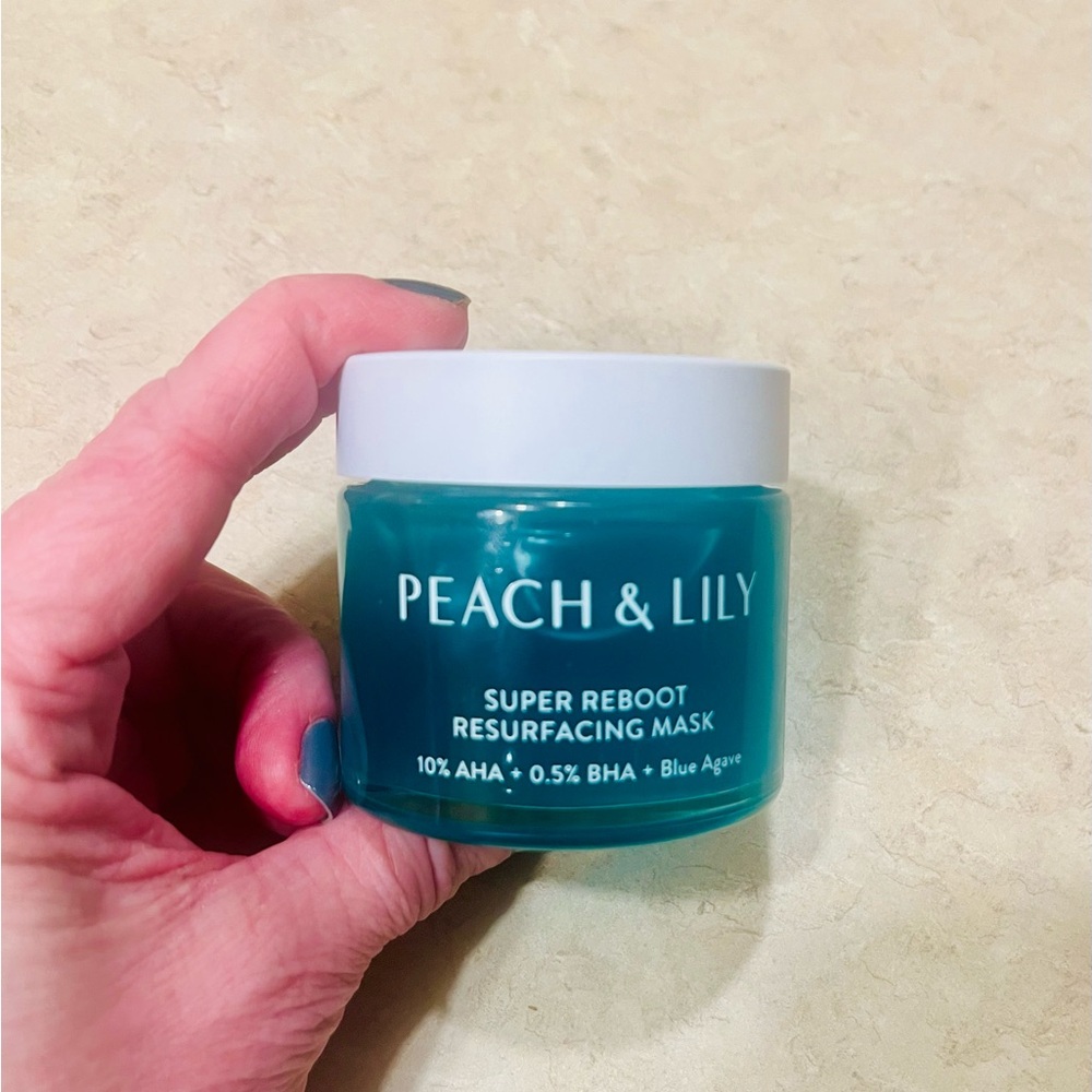 Peach & Lily Super Reboot Resurfacing Mask

FULL SIZE.